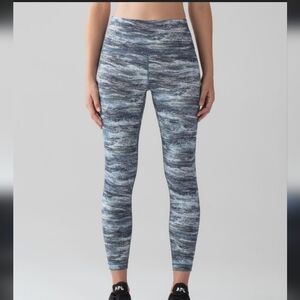 lululemon athletica Blue Gray Patterned Leggings